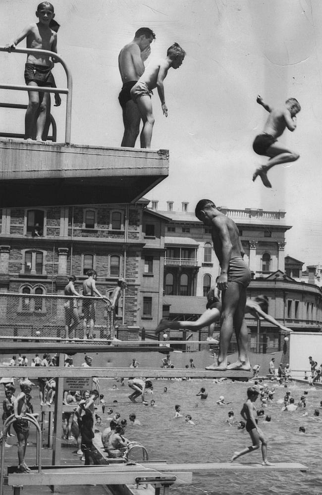Adelaide City Baths.jpg