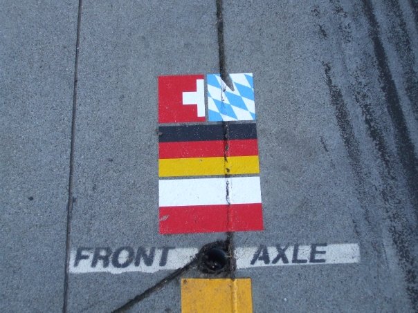 BMW pit.jpg