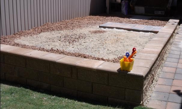 retaining wall.JPG