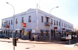 pub_4397.jpg