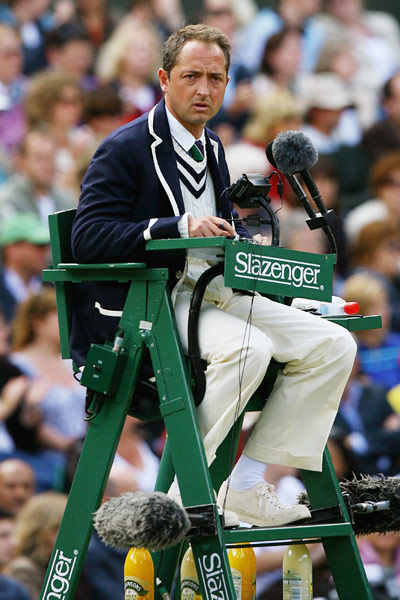 ten_g_umpire_400.jpg